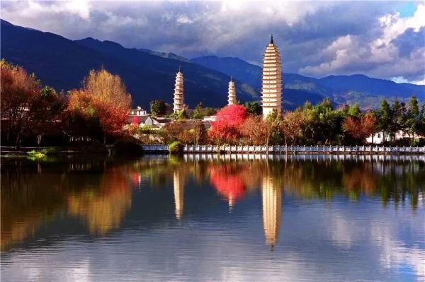 崇圣寺三塔 杨士斌 摄