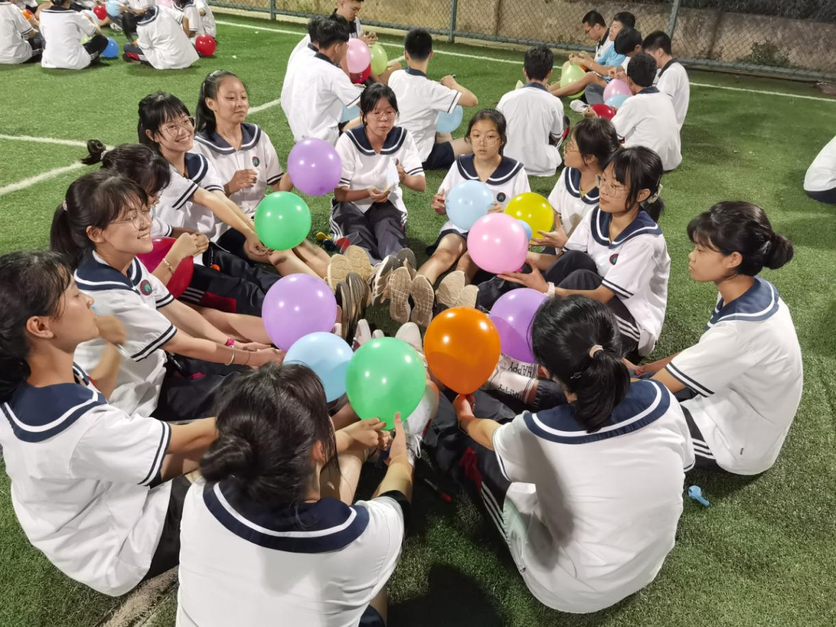 聚焦云南县域教育景洪市民族中学在学生心中植下热爱的种子
