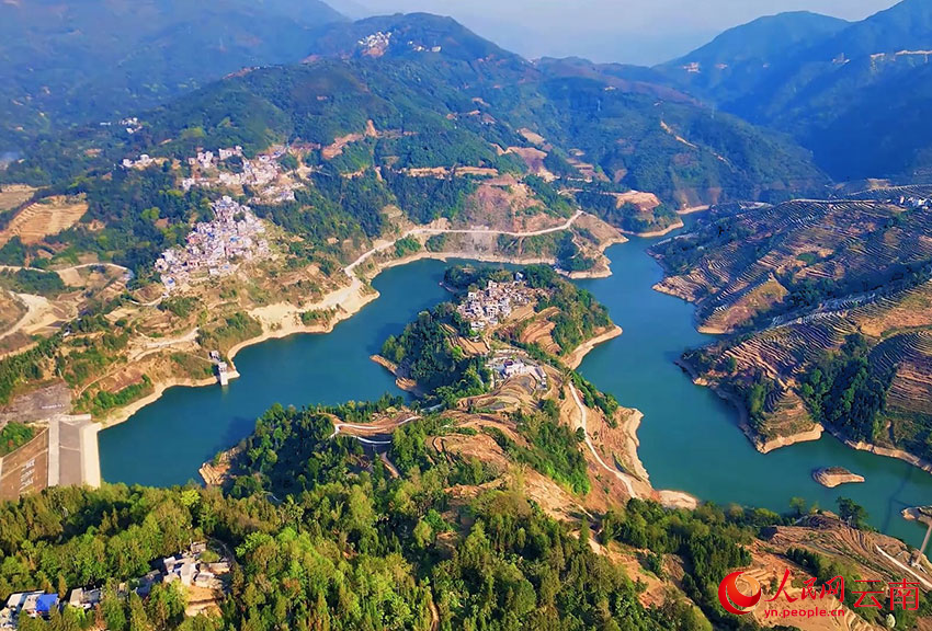 每日一景 | 云南红河：这幅“油彩画”润泽了万亩热区